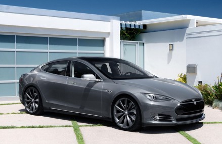Masina electrica Tesla ajunge la 96 km/h in doar 3 secunde