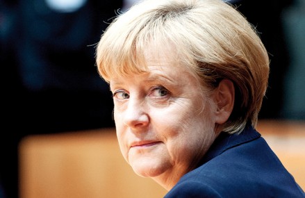 Merkel: UE este suficient de puternică astfel încât să dea răspunsurile cuvenite situaţiei de astăzi