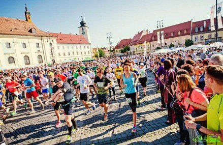 Metropolis Sibiu și Ballan Sports Wear au alergat alaturi de participanții la SemiMaratonul Sibiului 2016