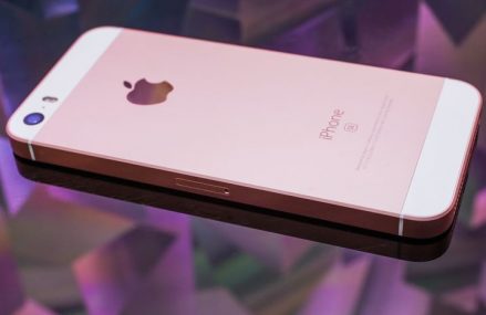 iPhone SE marchează sfârșitul unei ere pentru Apple