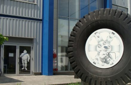 Producătorul de anvelope Michelin a ajuns la peste 4.500 de angajaţi pe piaţa locală