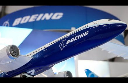 Bursa americana zboara cu Boeing