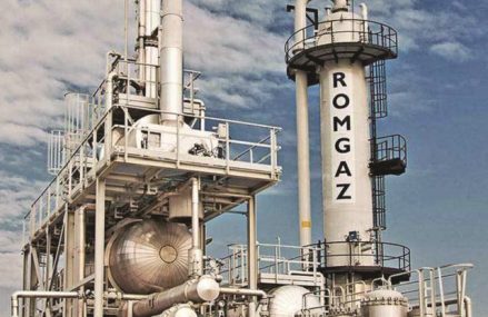 Romgaz este mai valoroasă pe bursă decât Lukoil şi Gazprom la un loc. Cu banii din puşculiţă, de 800 mil. dolari, producătorul român de gaze ar putea cumpăra acum cei doi giganţi petrolieri ai Rusiei şi care cu doar câteva zile în urmă valorau sute de miliarde de dolari