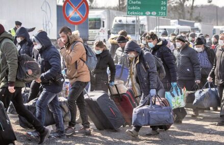Raport ONU:  Peste 835.000 de refugiaţi ucraineni au ajuns în ţările vecine